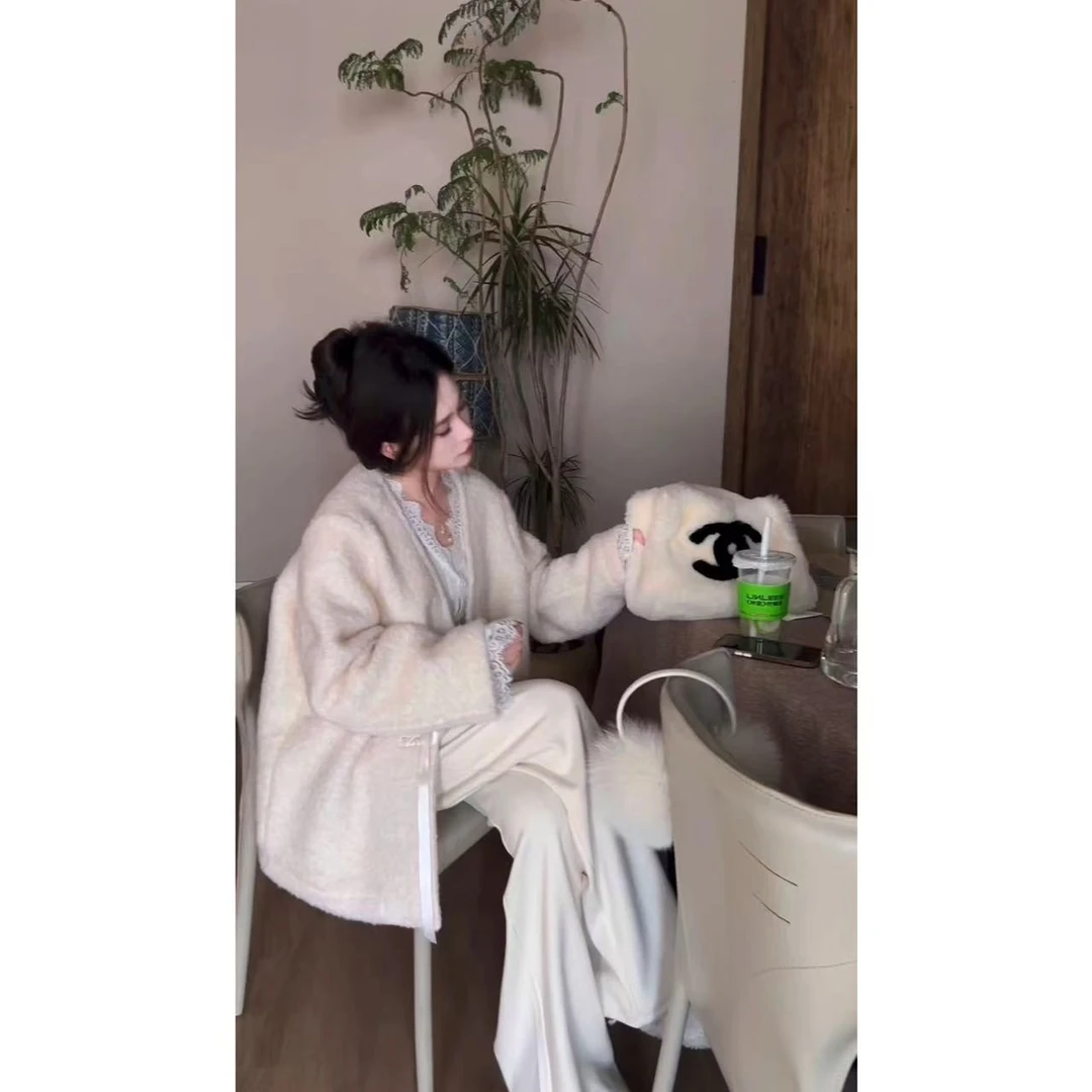 【WEN】柯那克里 冬高级感小众V领颗粒感飘带设计感外套 638