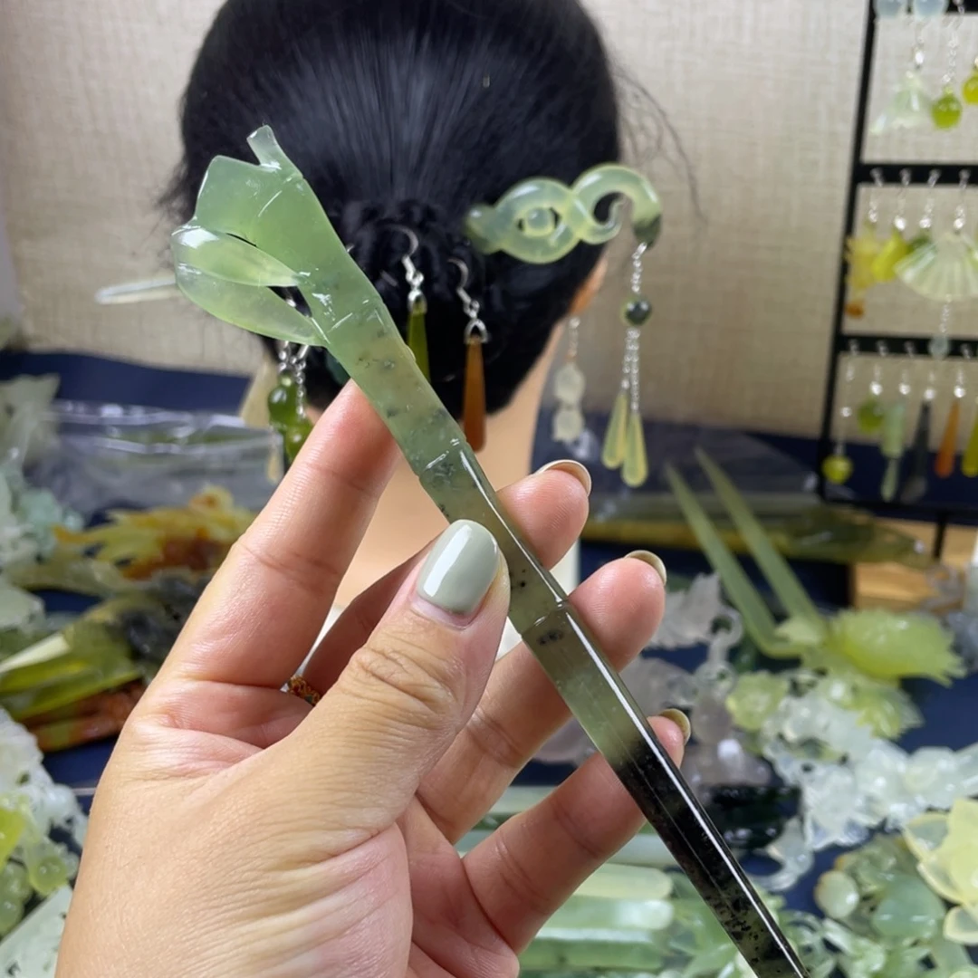 蛇纹石玉未镶嵌发饰