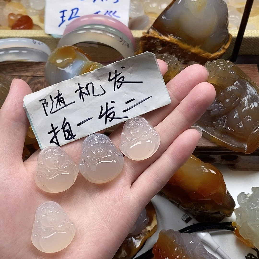 玛瑙/玉髓未镶嵌颈饰