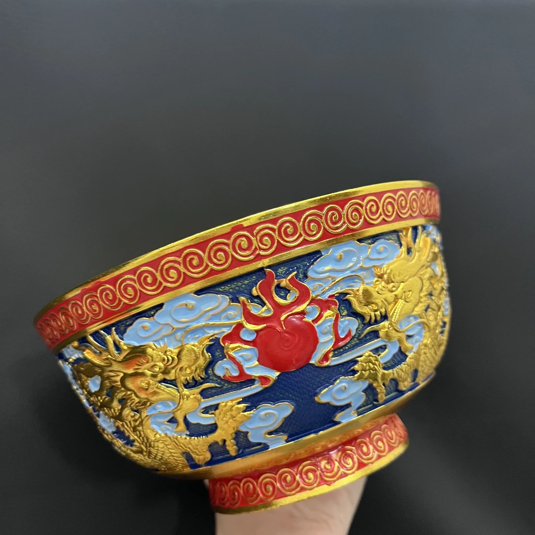 03  时尚金色工艺摆件