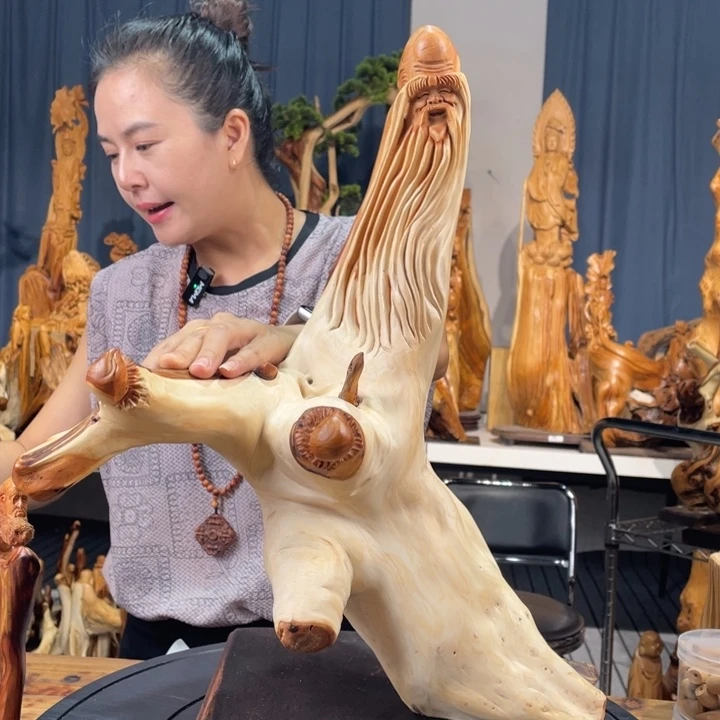 柏木(崖柏)随型摆件