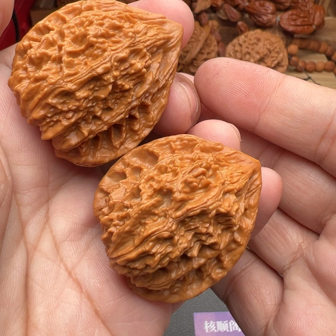 文玩核桃把件鸡心