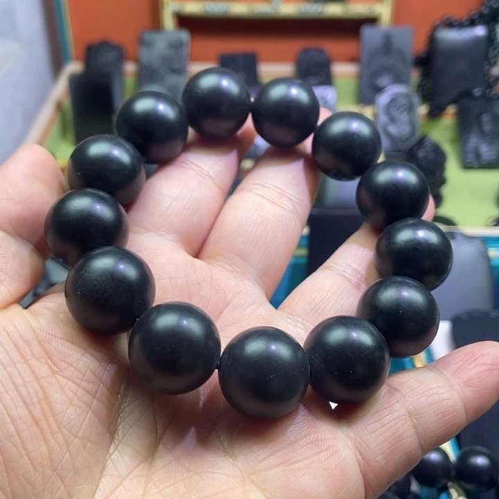 和田玉（墨玉）墨玉手串未镶嵌三*
