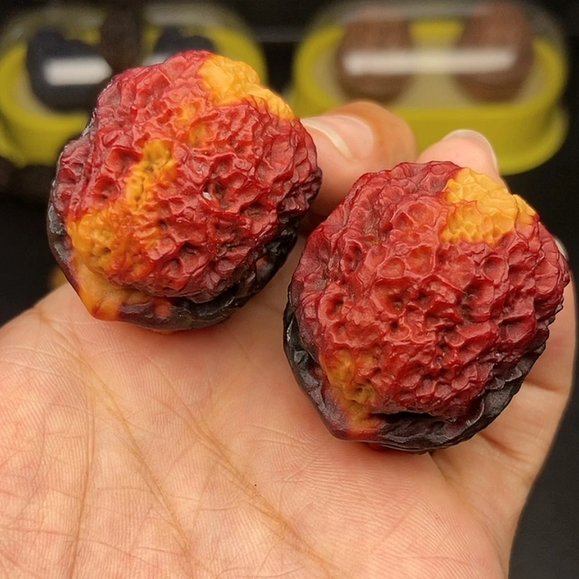 【闪购商品】文玩核桃把件37尺铁狮子球