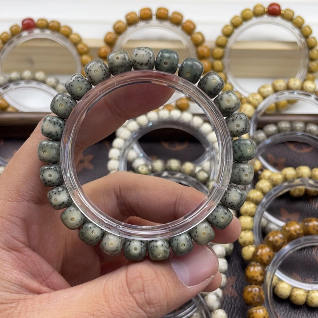 敏***.吊坠星月菩提福利绿幽灵