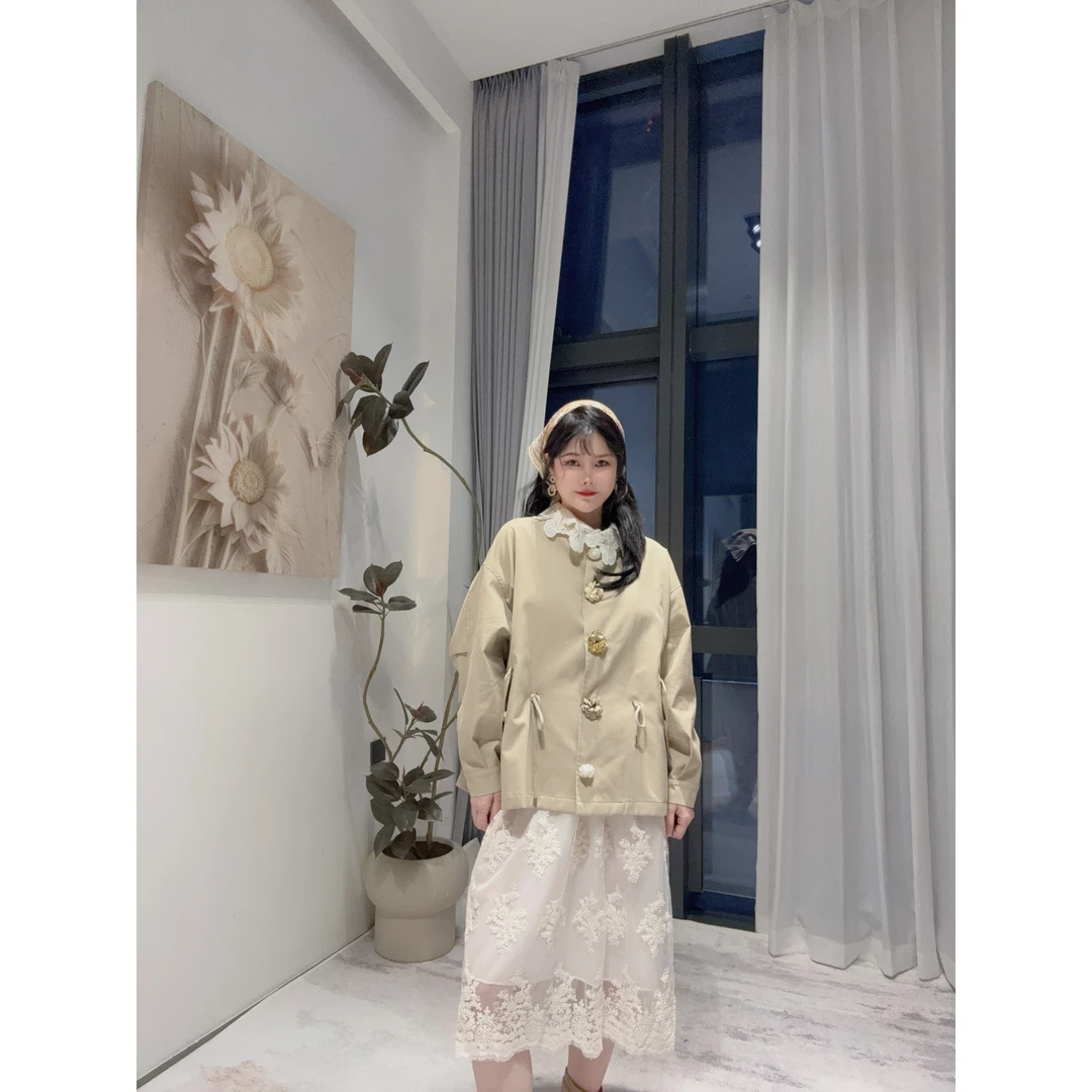 深圳南油欧若风时尚休闲百搭设计师花朵扣子上衣外套