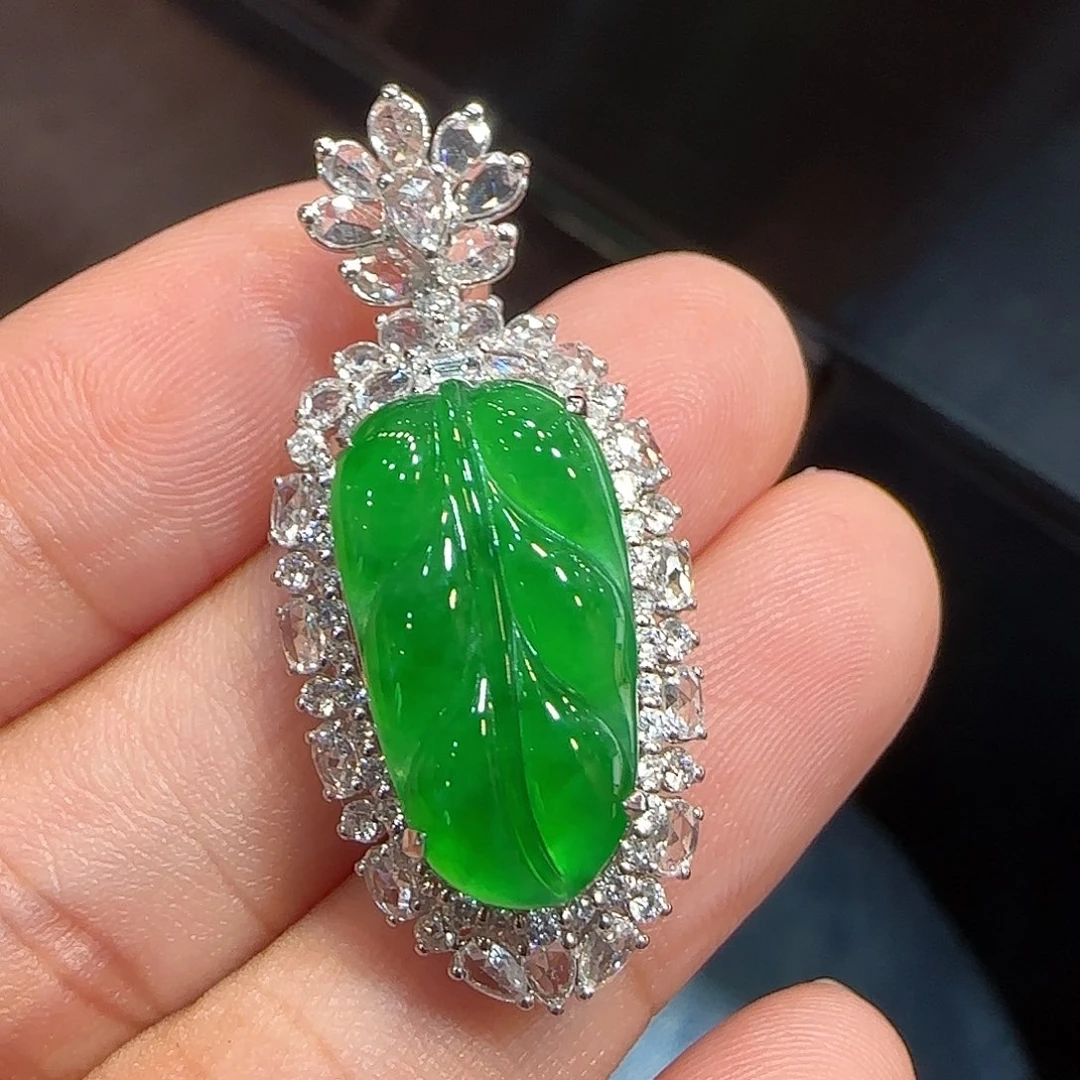 翡翠18K金镶嵌吊坠(不含链)叶子