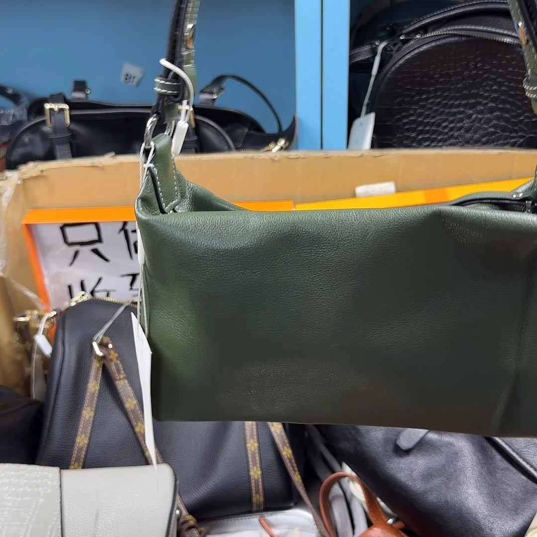 黄牛皮（革）头层牛皮山羊皮（革）