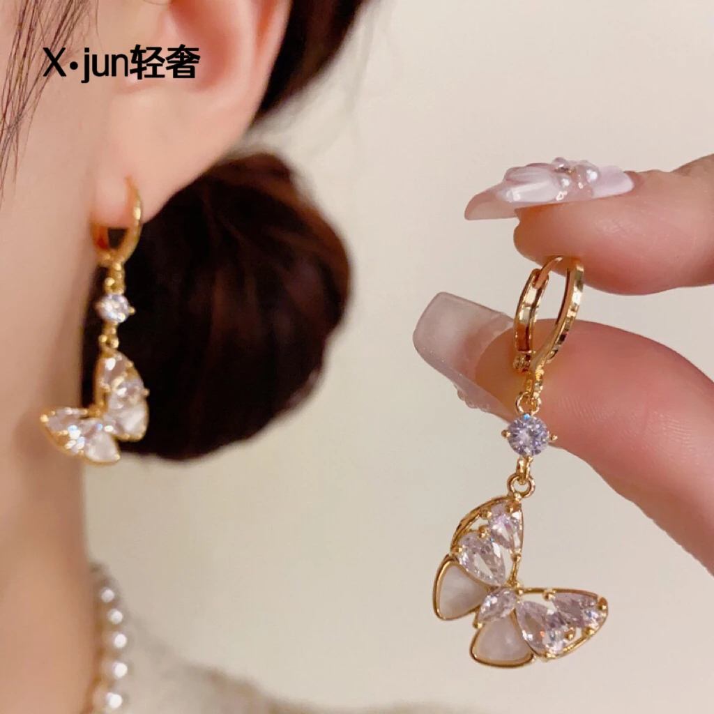 铜合金耳饰 法式轻奢高级锆石板材蝴蝶流苏耳扣气质超仙长款耳坠