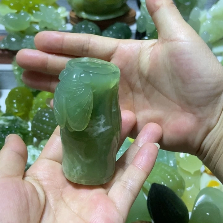 【闪购商品】蛇纹石玉未镶嵌把件