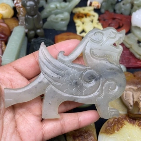 蛇纹石玉颈饰未镶嵌61