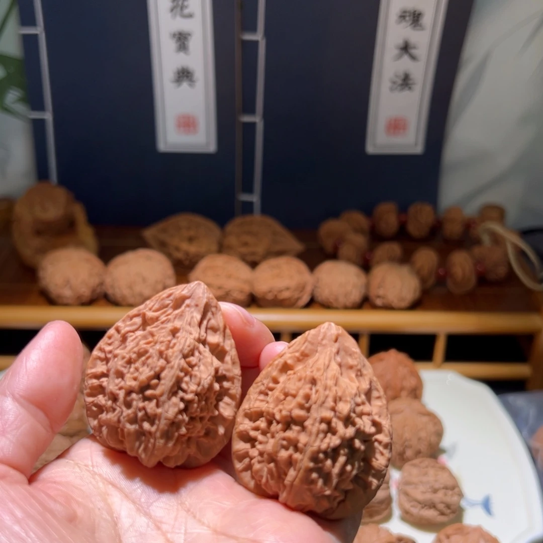 说***哥把件文玩核桃火凤鸡心