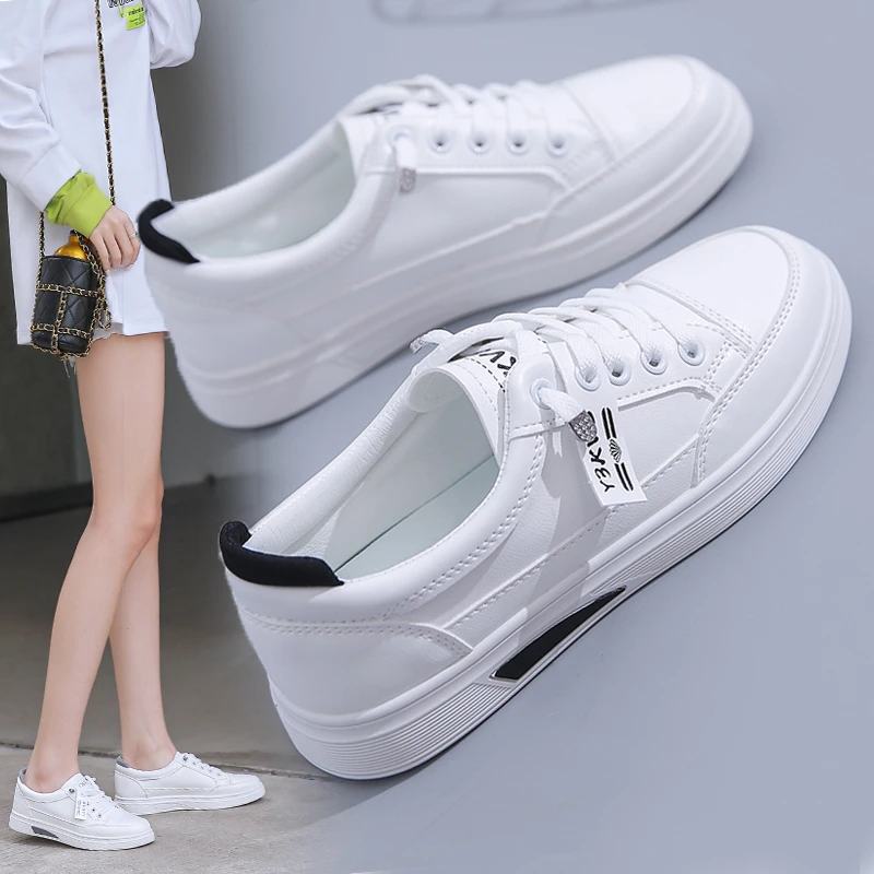 网/皮面小白鞋女春秋新款爆款平底百搭运动学生女鞋休闲韩版板鞋