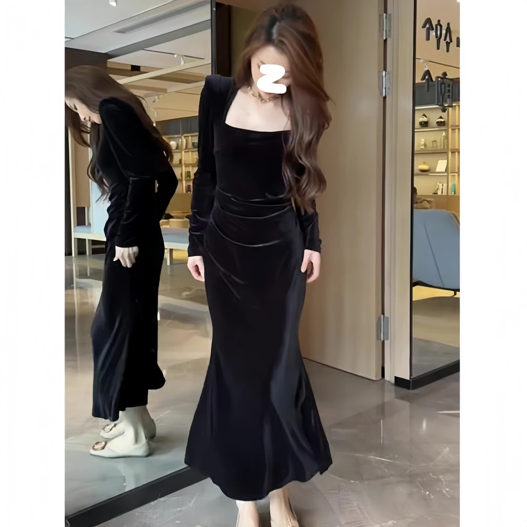 名媛气质方领丝绒连衣裙女2025秋季新款收腰显瘦鱼尾长袖连衣裙女