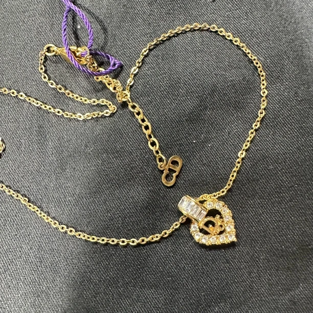 95新 DIOR/迪奥 爱心Dior logo项链