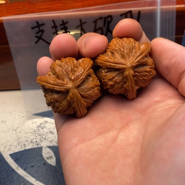 文玩核桃吊坠钢*文玩核桃