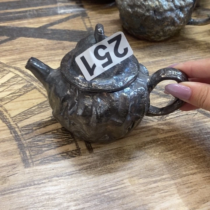 杯导****里柴烧肉等特色菜