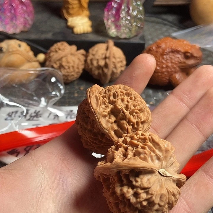 文玩核桃吊坠新*星