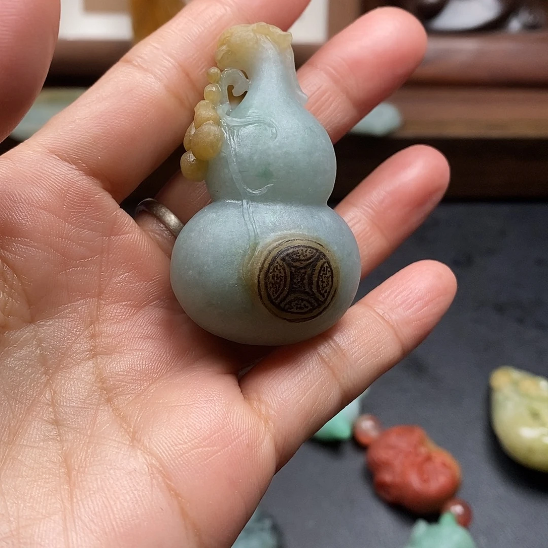 观***子定制翡翠未镶嵌毛货抛光