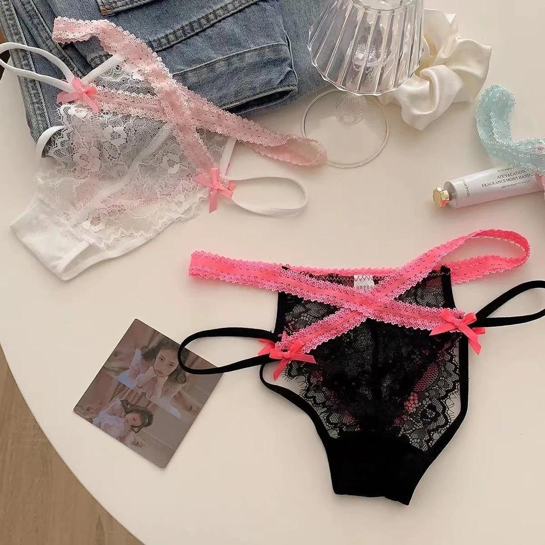 日系纯欲少女蕾丝内裤网红爆款个性撞色绑带镂空心机三角袜子
