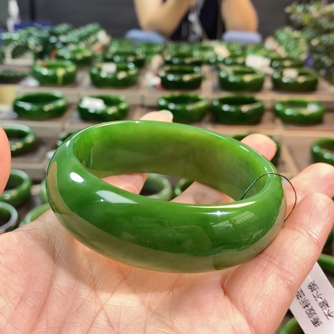 和田玉（碧玉）手镯未镶嵌
