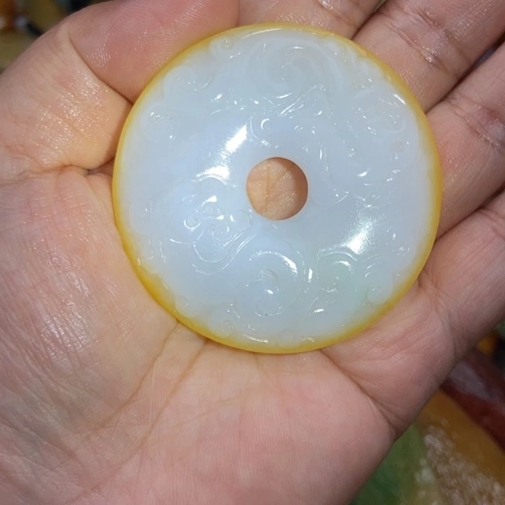 t***.翡翠未镶嵌挂件缅甸翡翠