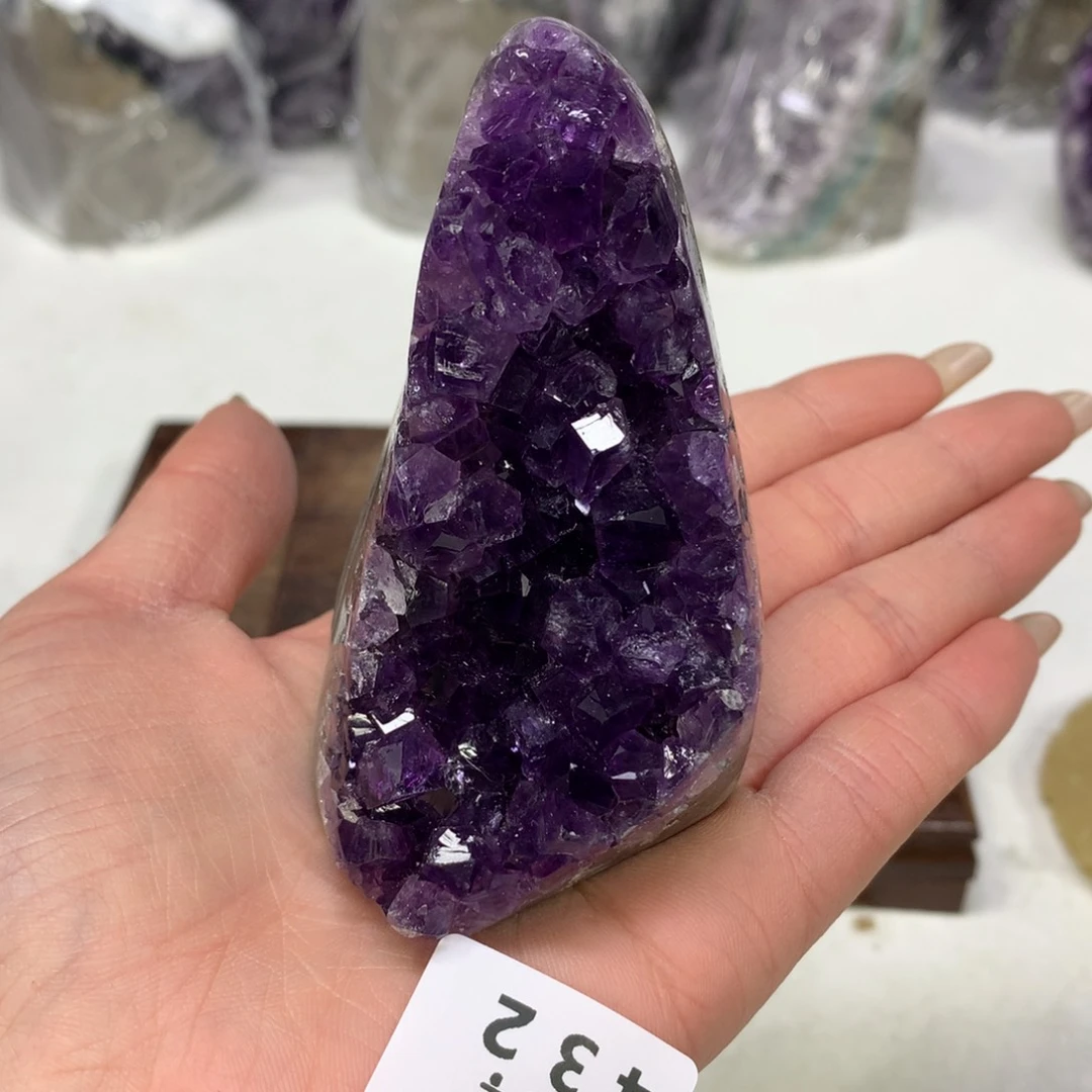 紫晶摆件未镶嵌水晶