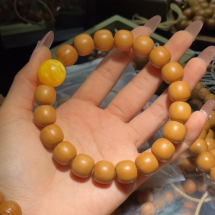 吊坠猴头核桃13龙岩料老型手串全品无瑕无药