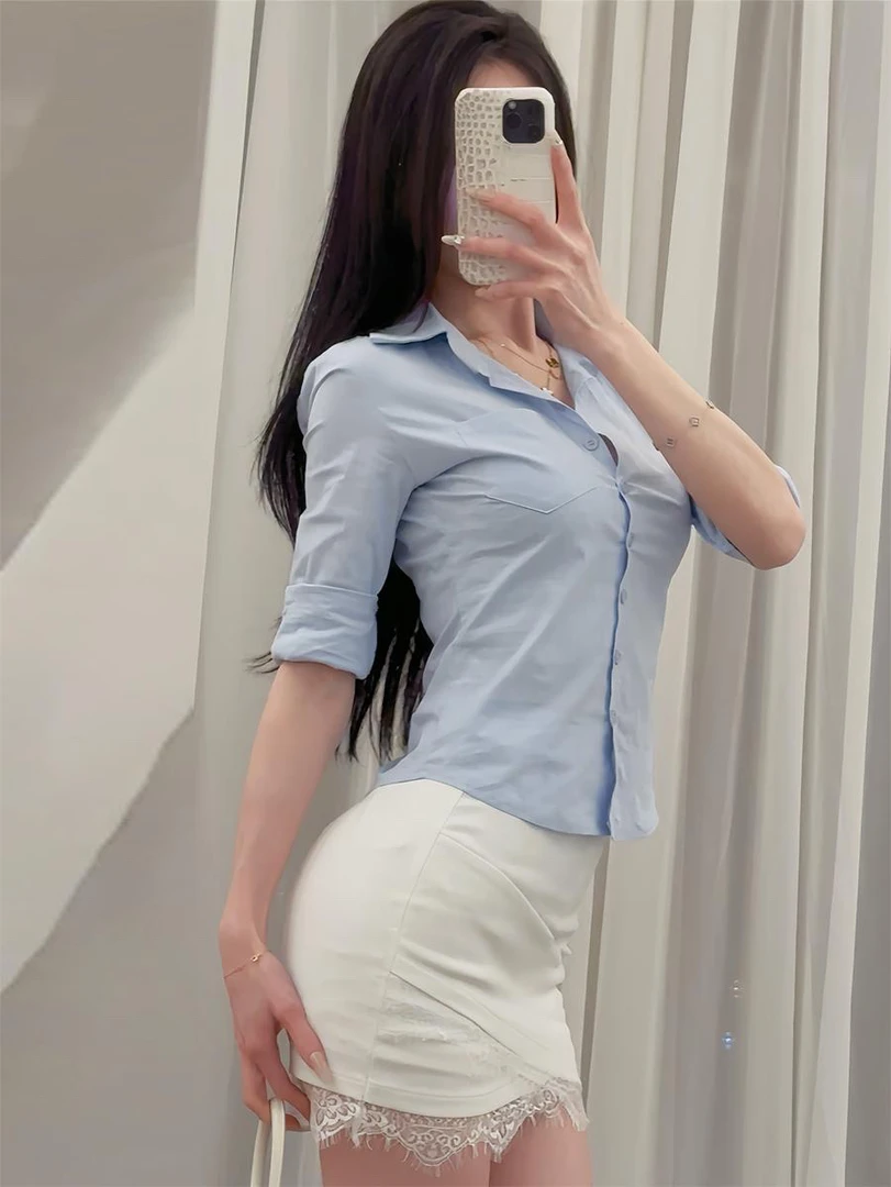 2025新款春夏新款设计感收腰短款衬衫显瘦辣妹修身上衣