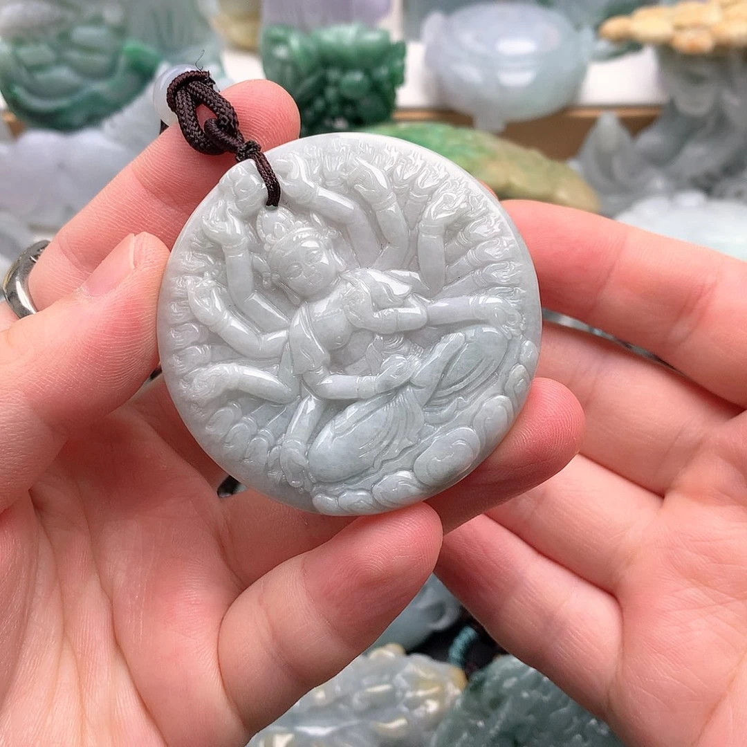 吊坠(不含链)未镶嵌翡翠