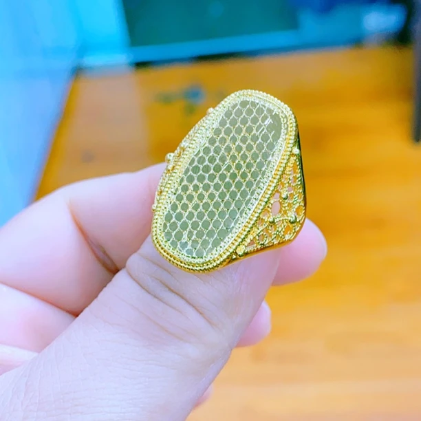 合金玻璃戒指 金色时尚戒指可调节大小民族风ئالتۇن پاسون ئۈزۈك