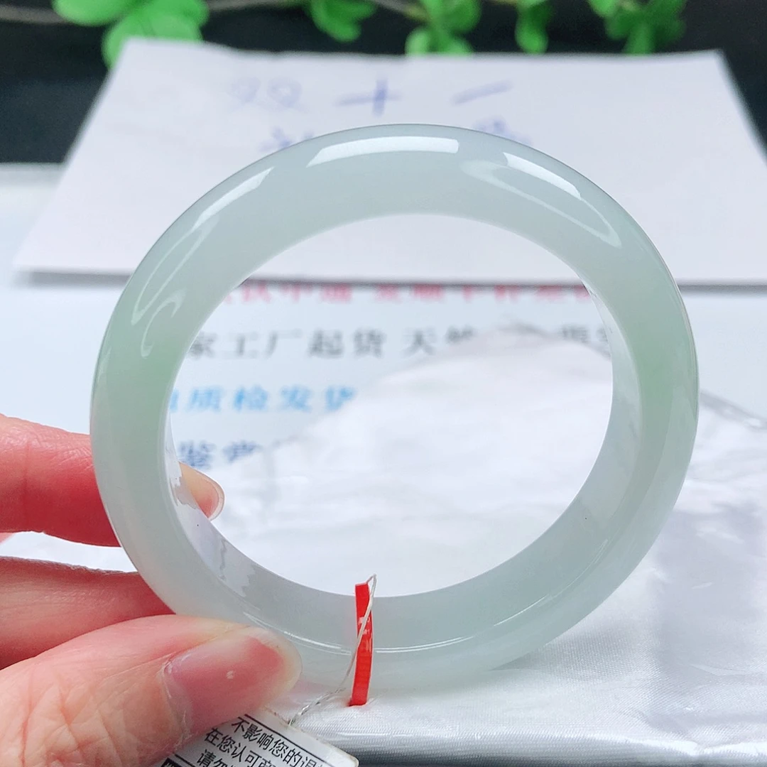翡翠未镶嵌手镯54圈