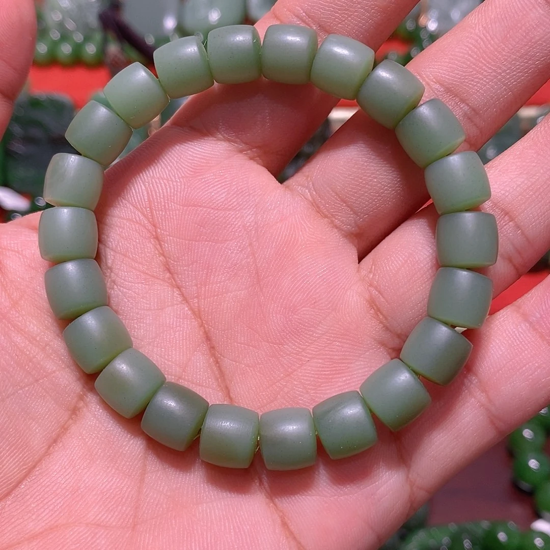 手链未镶嵌和田玉（碧玉）刺*兔