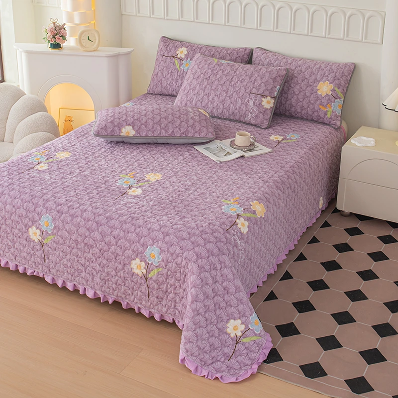 2025新款牛奶绒花边夹棉床盖加厚保暖防滑床盖榻榻米床盖炕盖