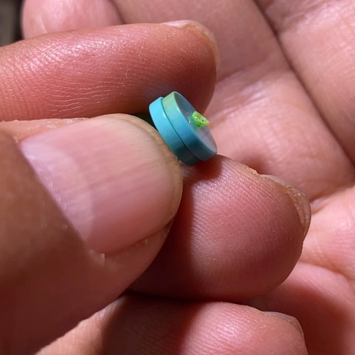 绿松石配饰未镶嵌