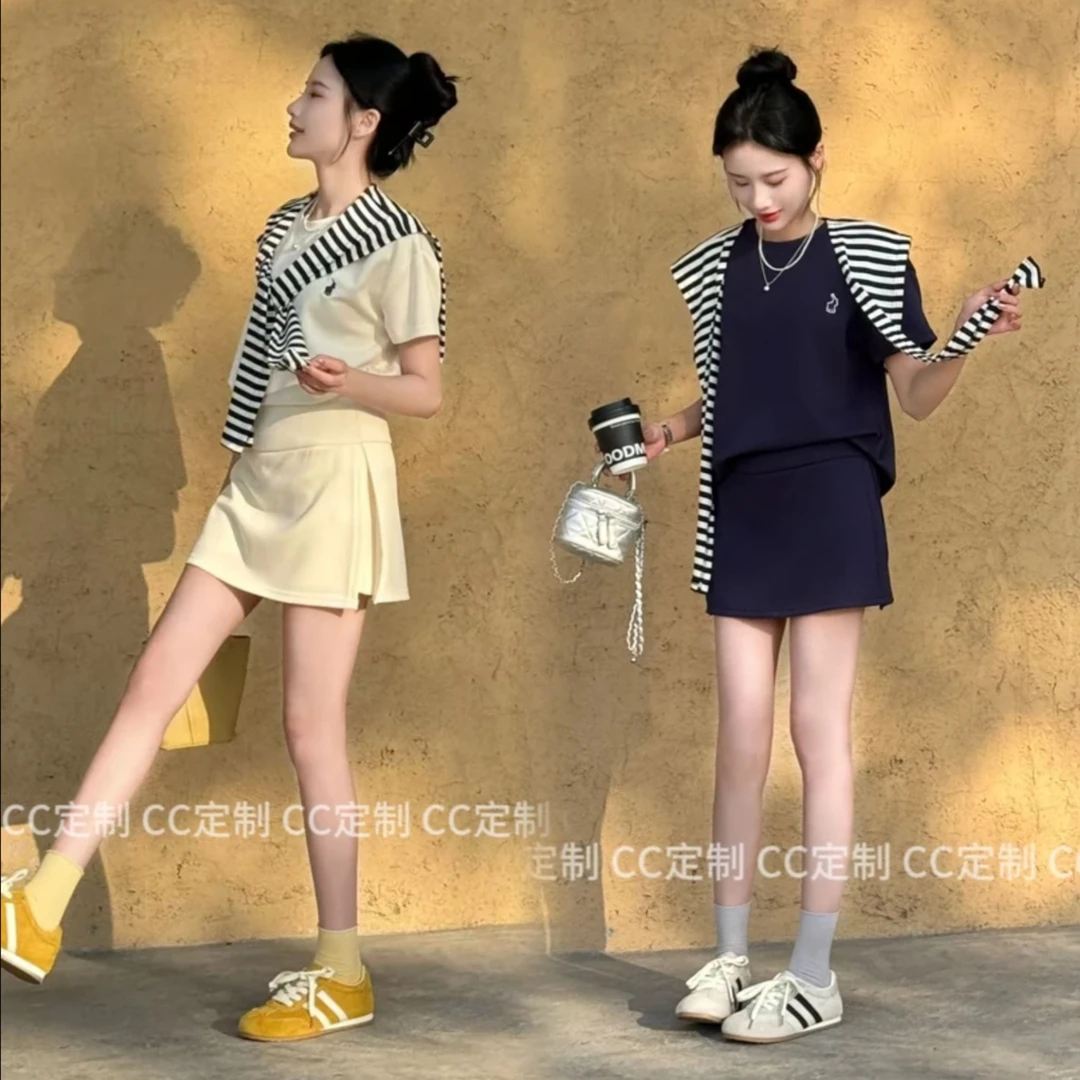 2025夏季网红洋气韩版显瘦休闲风减龄气质套装休闲短裙时尚套装