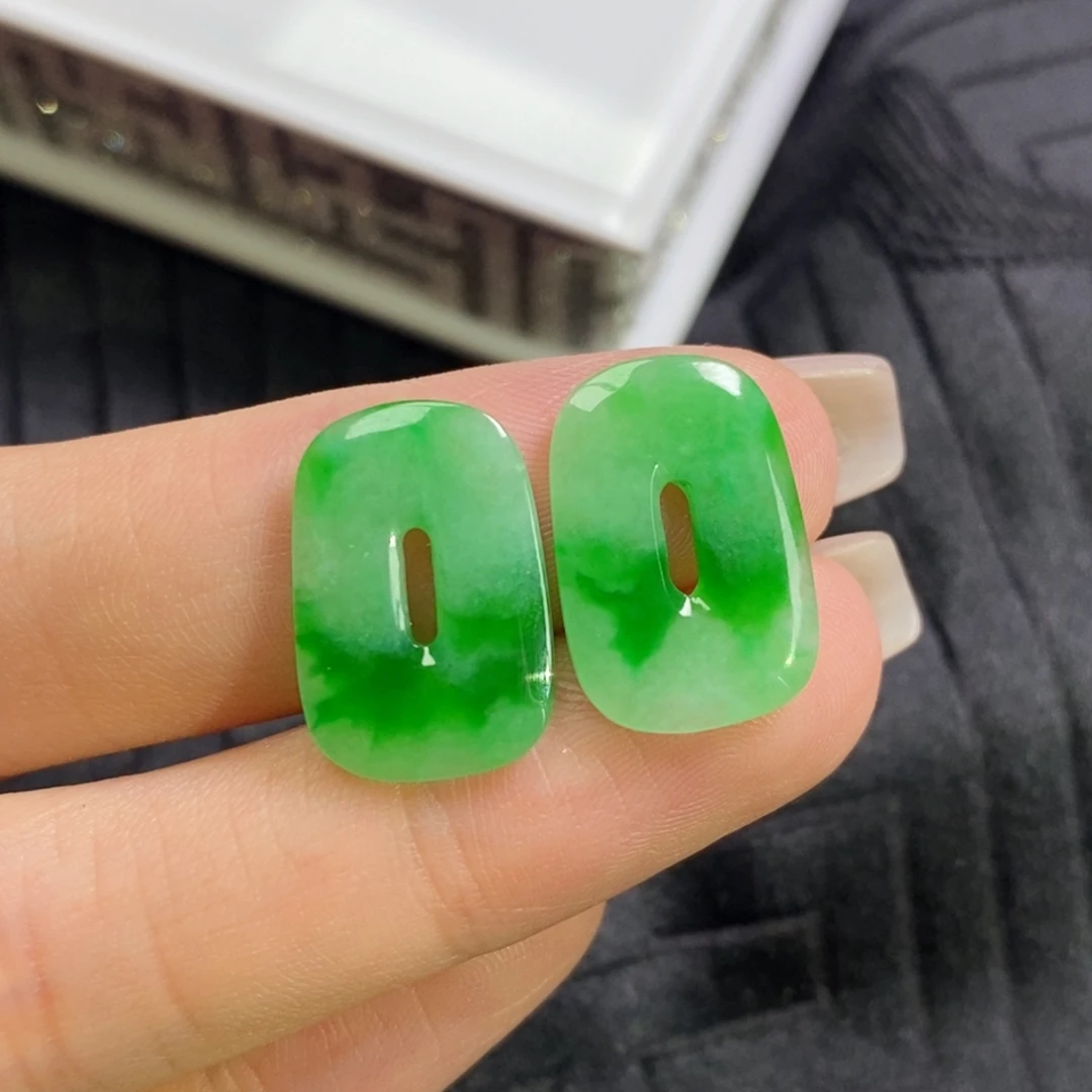 未镶嵌翡翠耳饰方糖