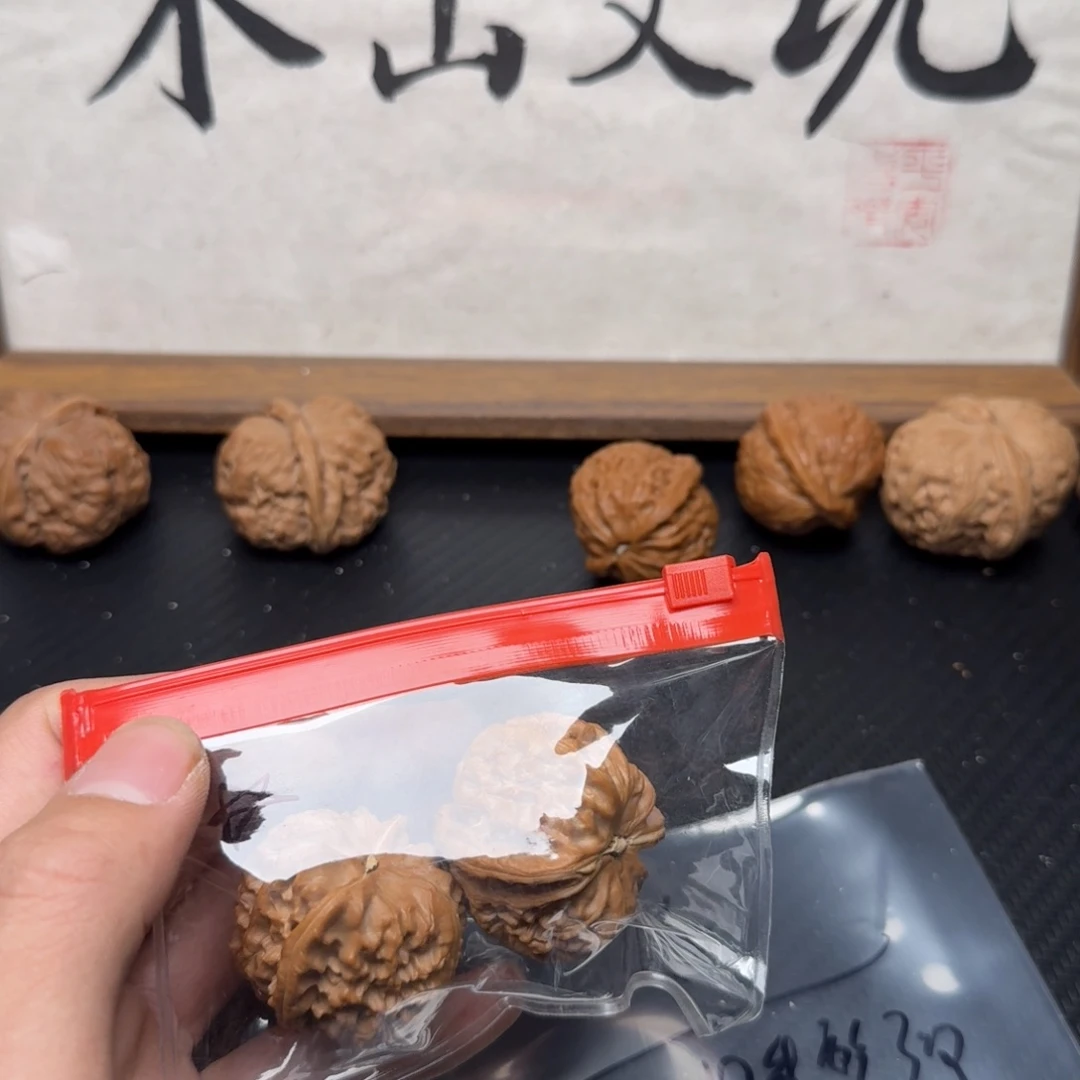 睡***？吊坠文玩核桃35三角白