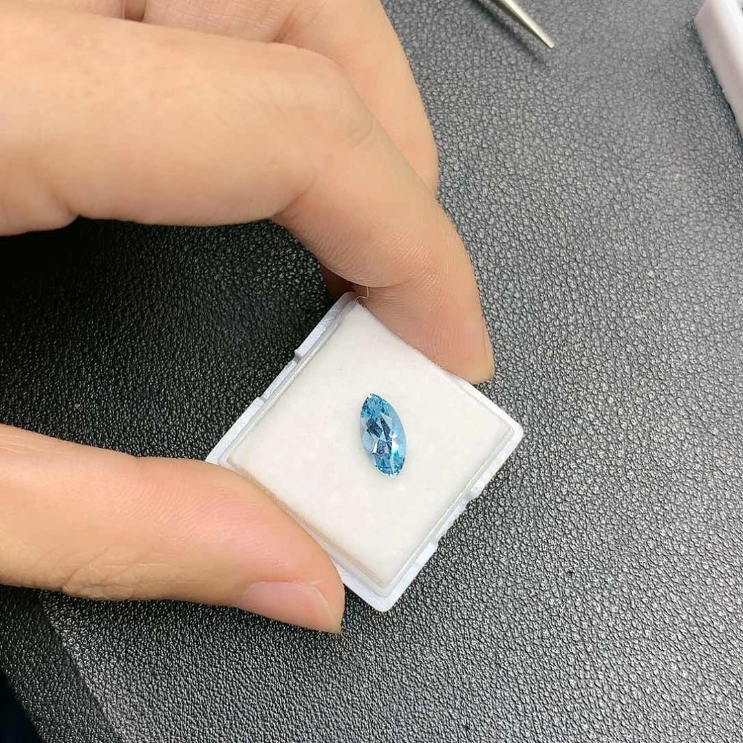 海蓝宝石裸石未镶嵌超级圣玛利亚1.04克拉