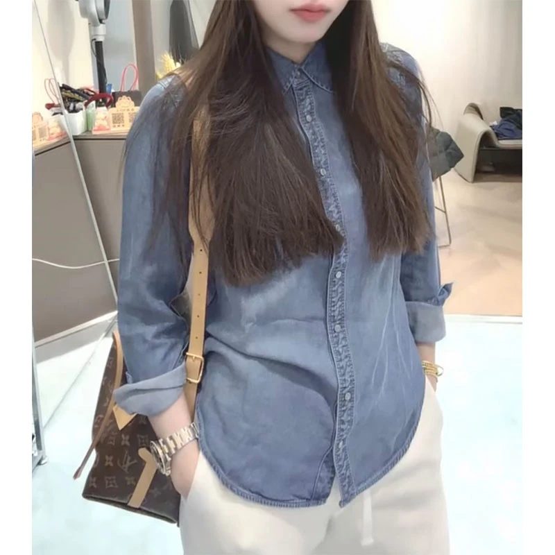 萱贝纯蓝色气质显瘦正肩长袖衬衣2025秋冬新款设计感双兜牛仔衬衫