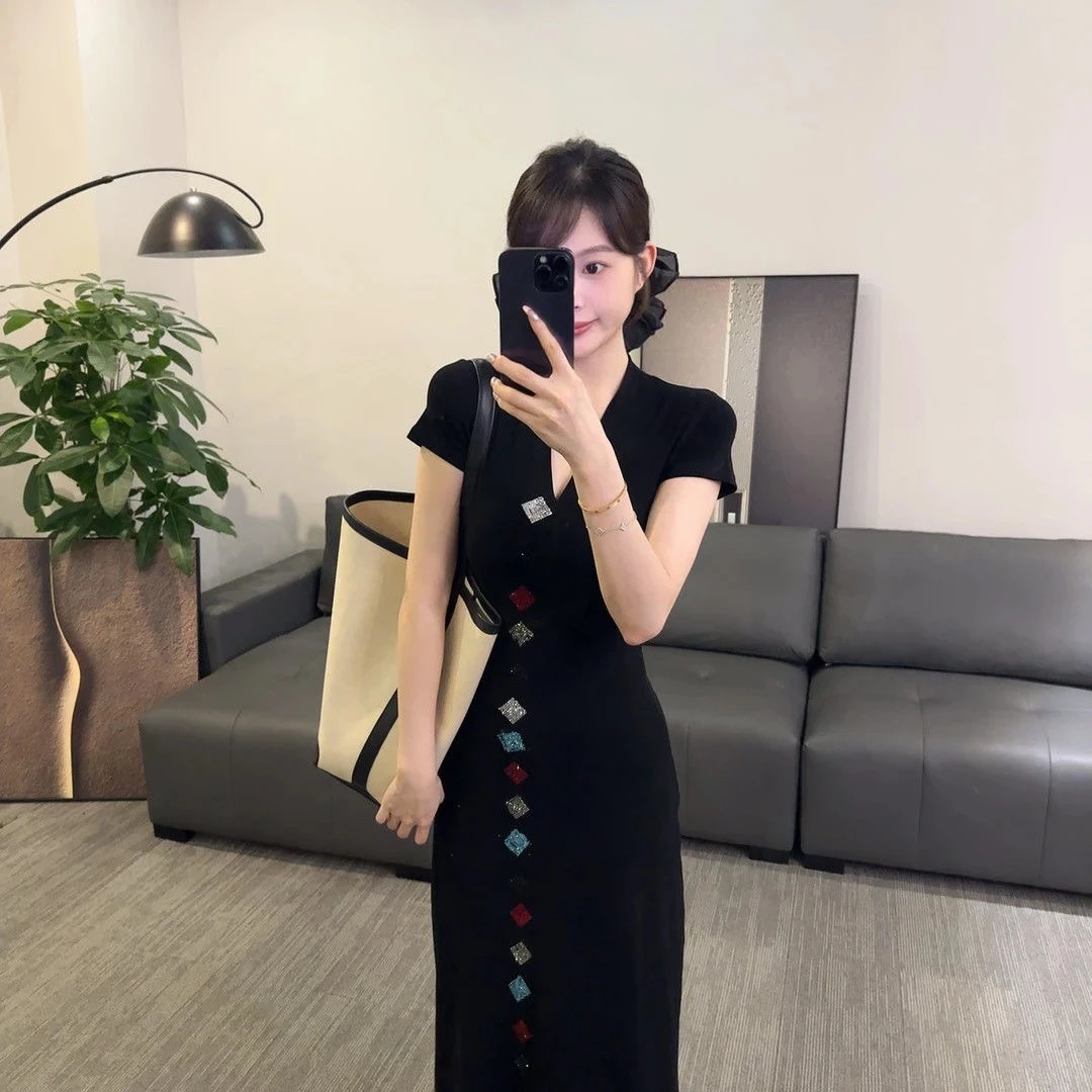 欧货名媛风修身连衣裙女2025夏季流行单品新款长裙风情万种的裙子