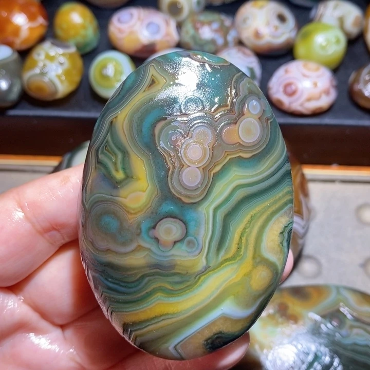 未镶嵌玛瑙/玉髓珠宝半成品74