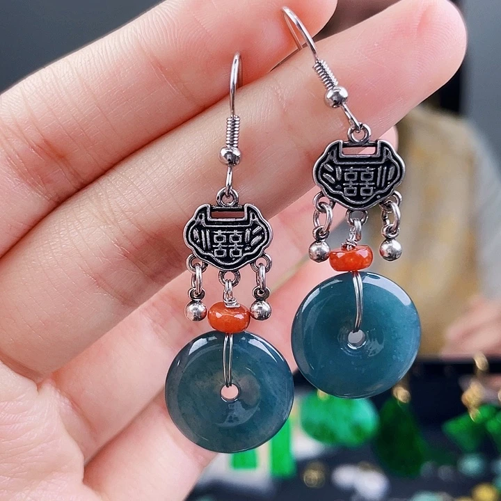 翡翠耳饰未镶嵌饰品