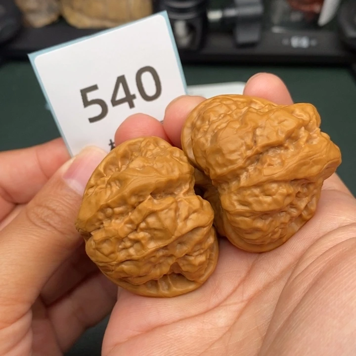 文玩核桃吊坠?*昂540号四开42