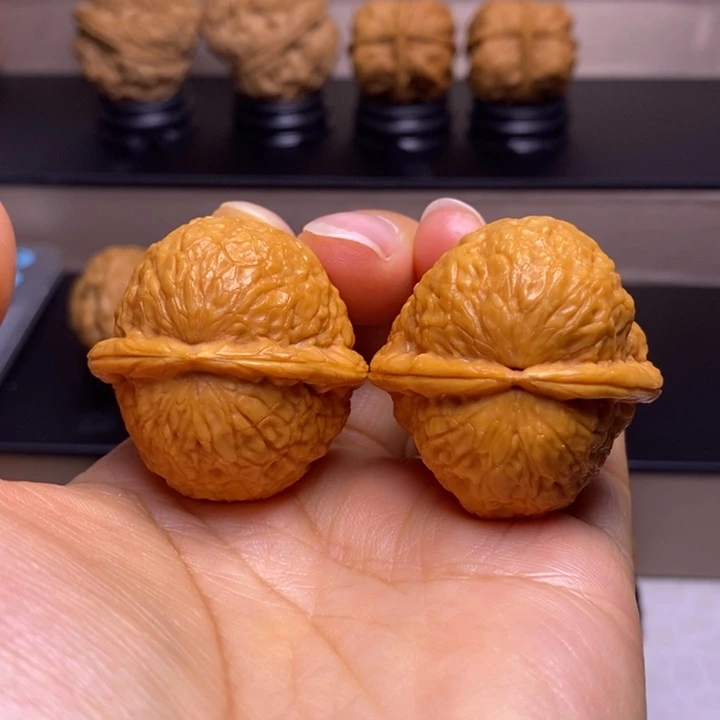 *****把件文玩核桃太阳系元宝23