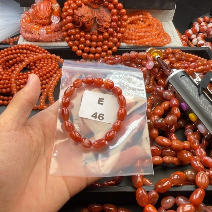 南红玛瑙未镶嵌多样性发货默认微瑕称重9mm