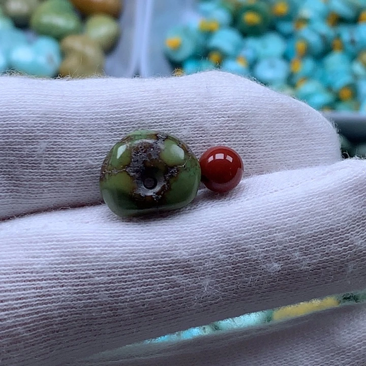 未镶嵌南红玛瑙珠宝奇石