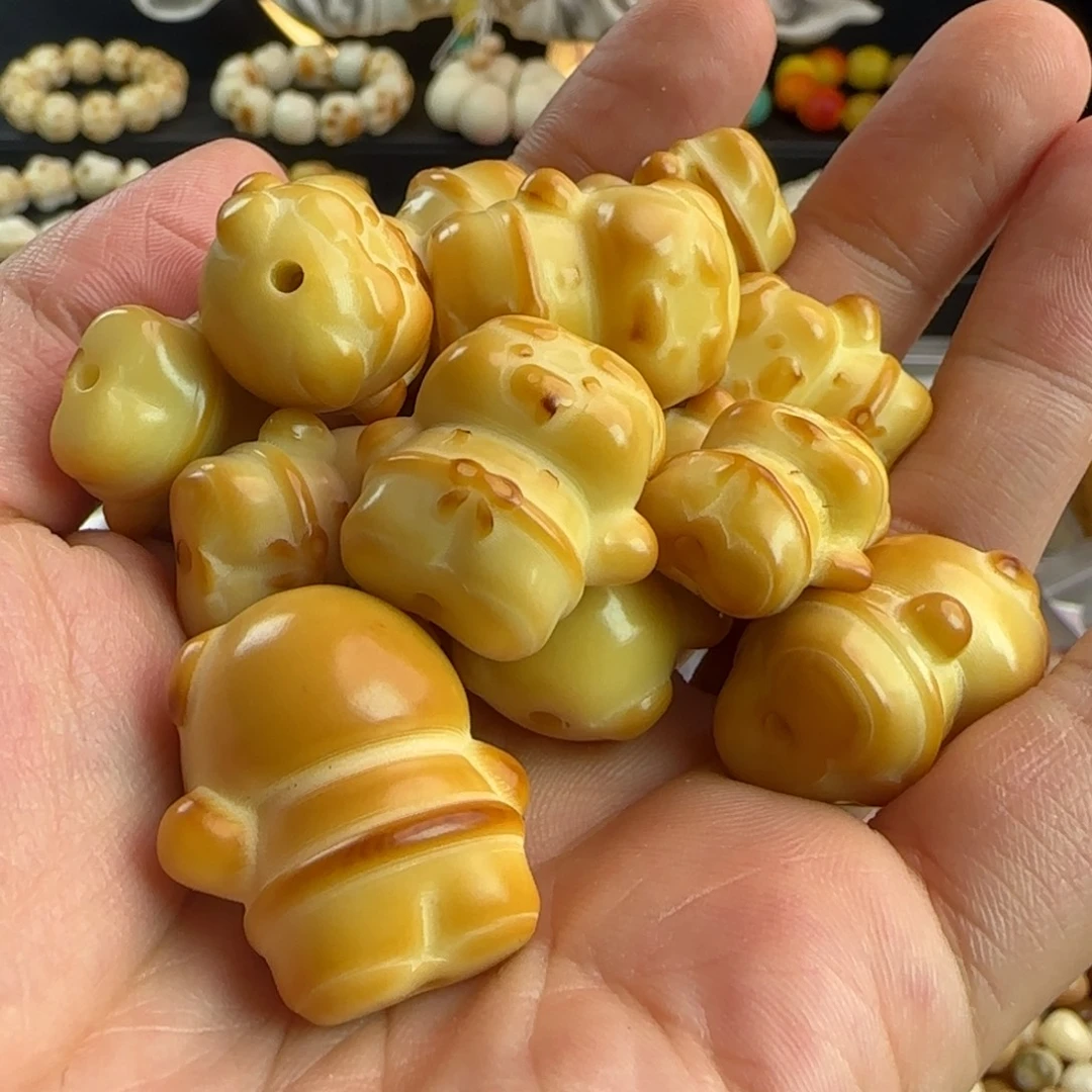 吊坠菩提根/象牙果微瑕炭烤猪猪侠5颗（2单宠1颗）