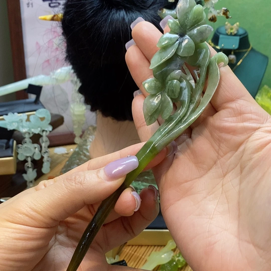 蛇纹石玉发簪未镶嵌