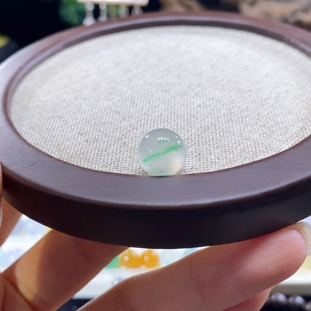 翡翠未镶嵌颈饰翡翠高冰茶飘绿珠